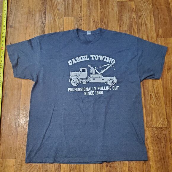 Gildan Other - Camel Towing Service Humor Mens T-Shirt Size XL Blue/Gray Short Sleeve